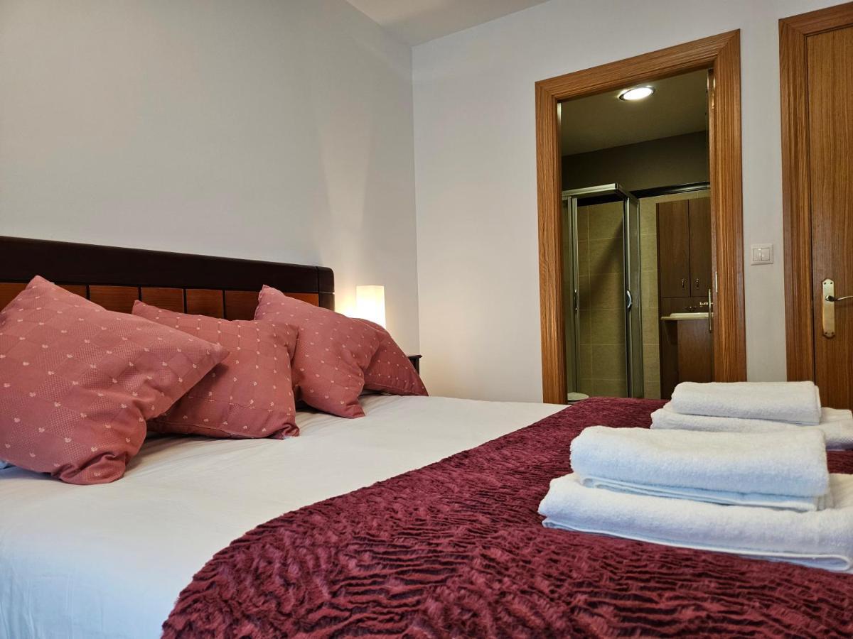 13B01 Apartamento Con Terraza Y Garaje Ribadesella Zewnętrze zdjęcie