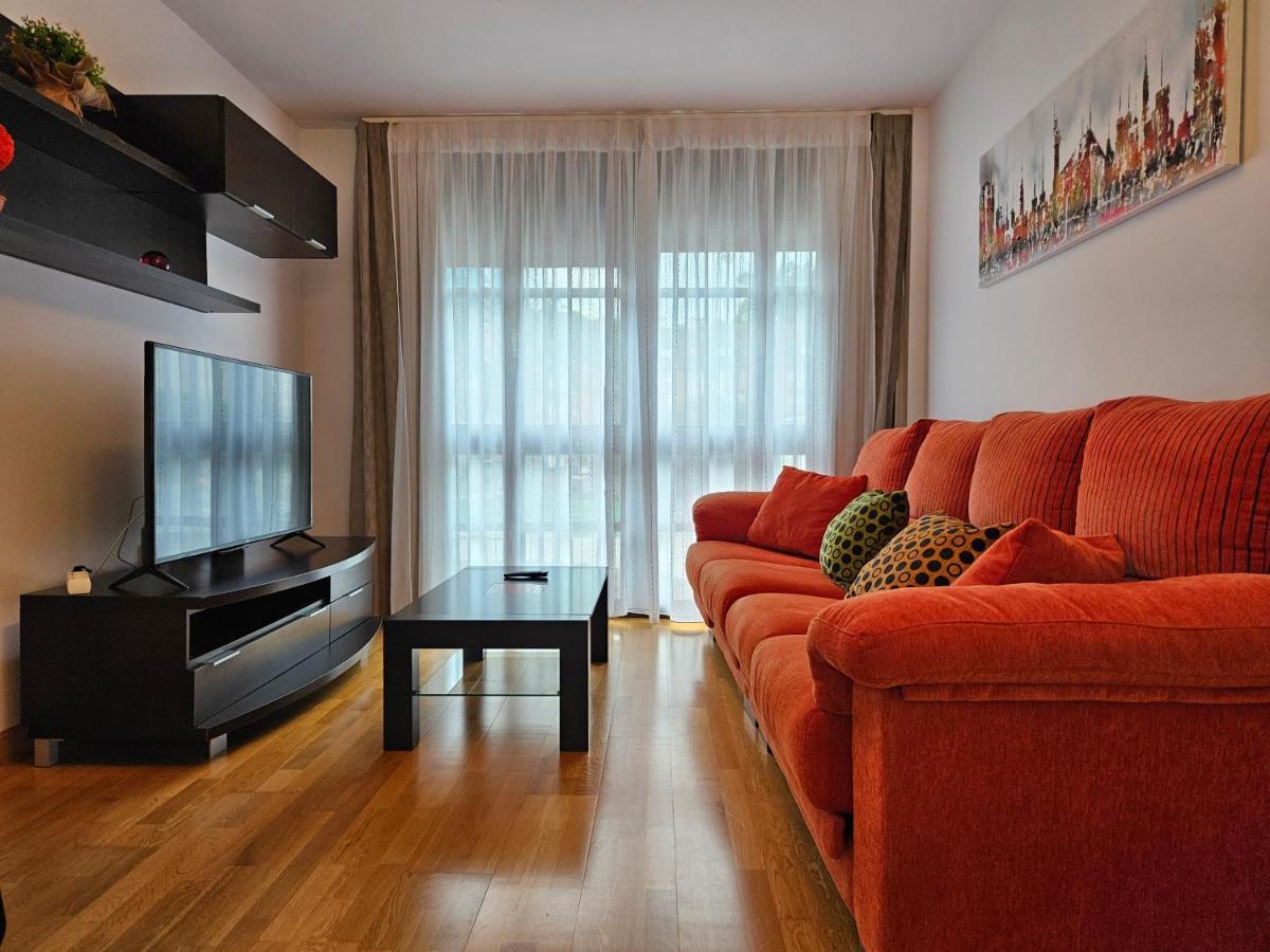 13B01 Apartamento Con Terraza Y Garaje Ribadesella Zewnętrze zdjęcie